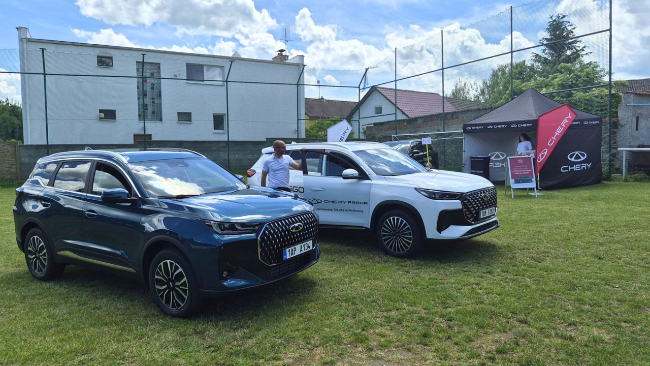 Chery Praha součástí Dětského dne v Čestlicích. Návštěvníci si užili soutěže, testovací jízdy i možnost vyhrát vůz na víkend